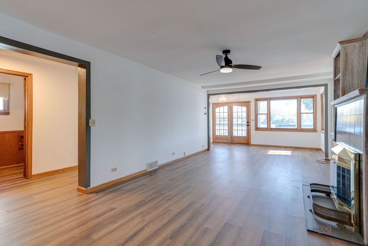 42385 N Woodbine Ave - Photo 5 of 43