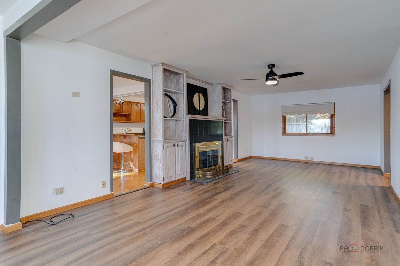 42385 N Woodbine Ave - Photo 6 of 43