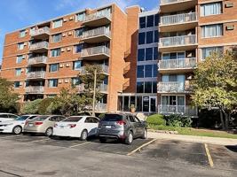 featured image of 2201 S Stewart Ave #5M