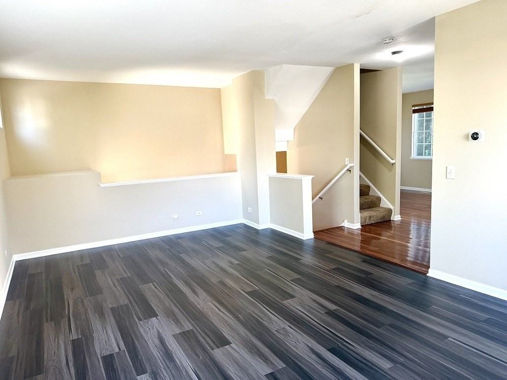 261 Evergreen Cir - Photo 3 of 16
