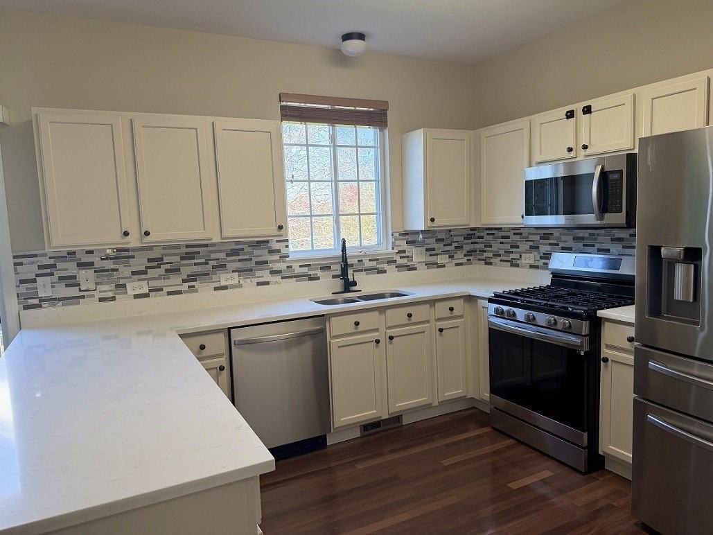 261 Evergreen Cir - Photo 4 of 16