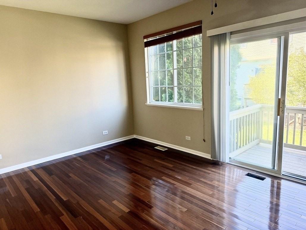 261 Evergreen Cir - Photo 7 of 16