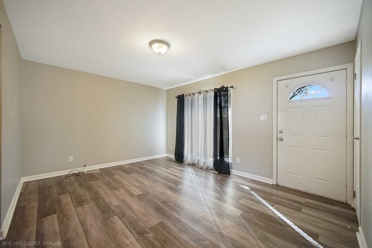507 E Birch Dr - Photo 3 of 16