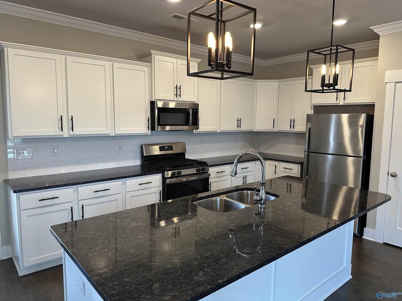 107 Lem Way - Photo 5 of 19