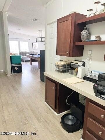 116 Earl Dr - Photo 4 of 21