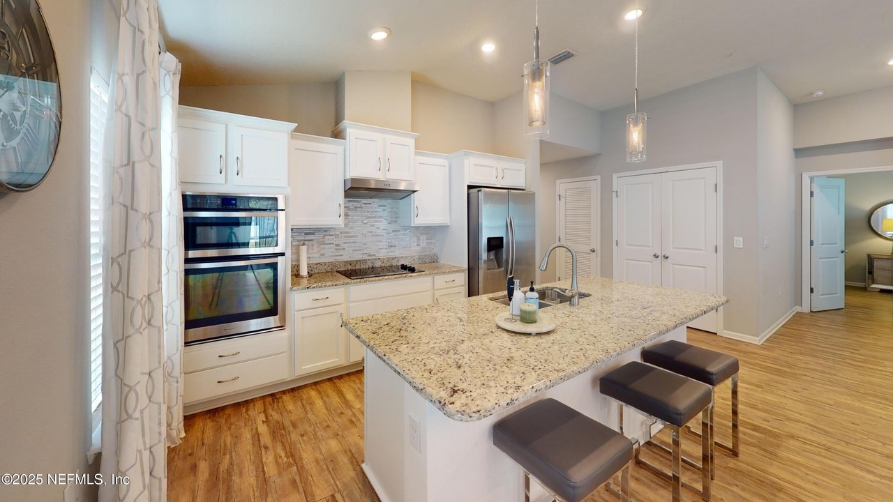 350 Hepburn Rd - Photo 2 of 17