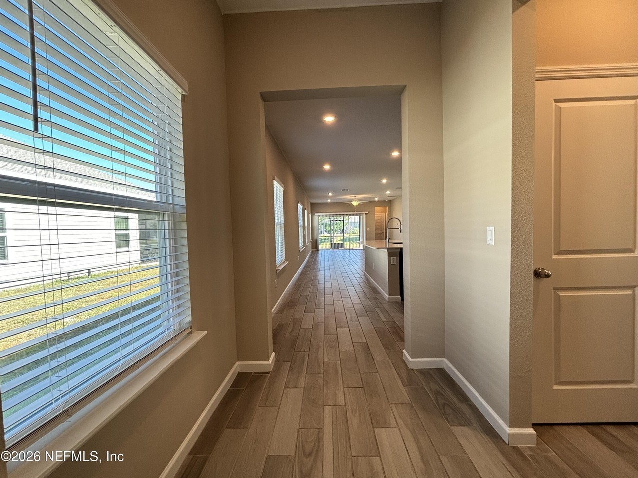 7361 Hilladale Creek Ln - Photo 5 of 43