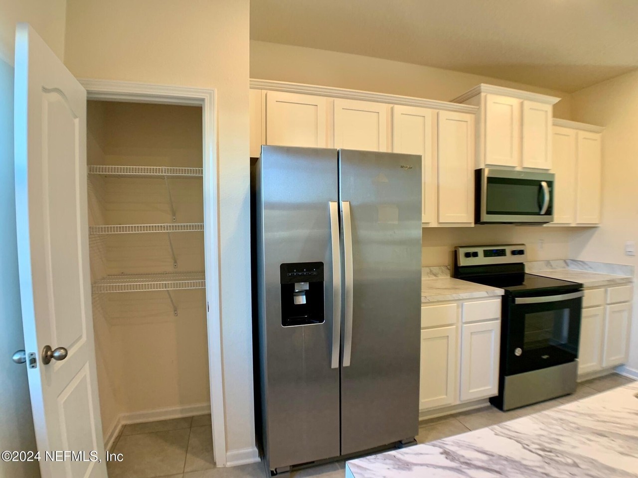 4010 Oak Mill Rd - Photo 6 of 24