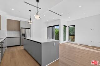 2019 Preuss Rd #B - Photo 4 of 8