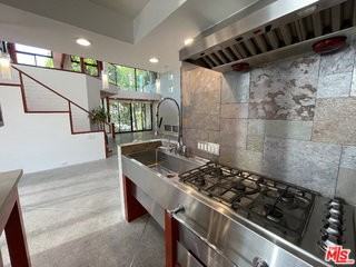 8839 Dorrington Ave - Photo 5 of 8