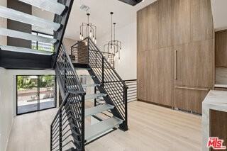 1033 Carol Dr #T4 - Photo 5 of 8