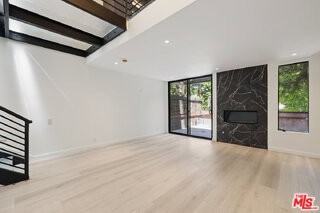 1033 Carol Dr #T4 - Photo 7 of 8