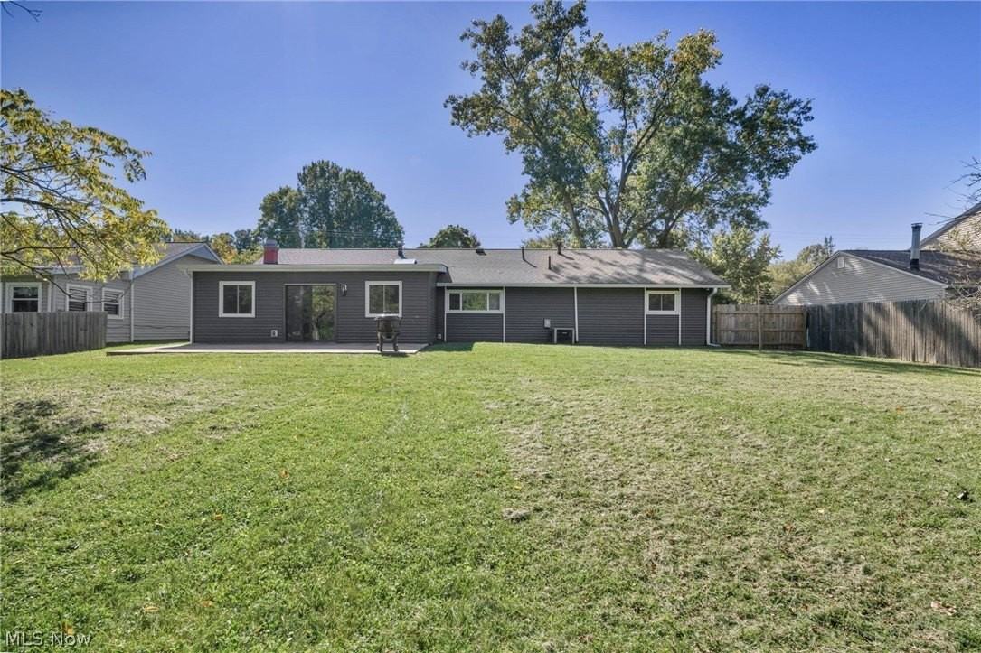 20368 Westwood Dr - Photo 3 of 39