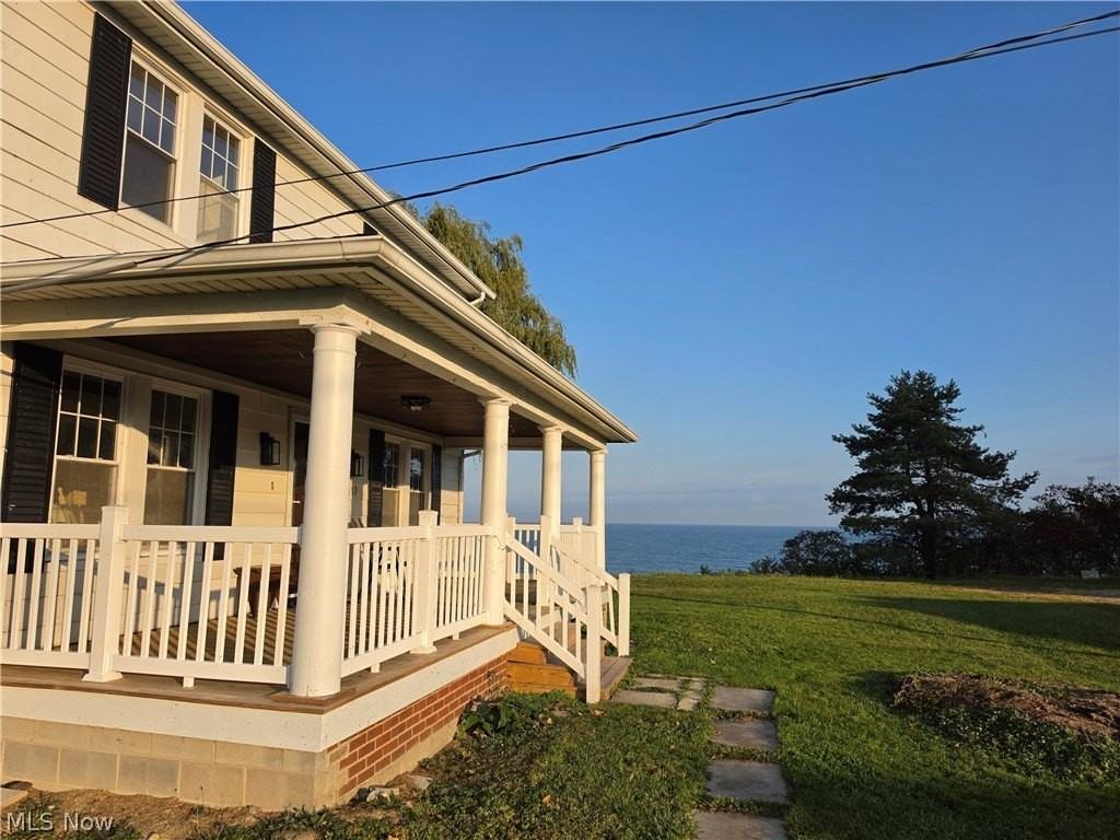 5117 N Lake Rd - Photo 2 of 19