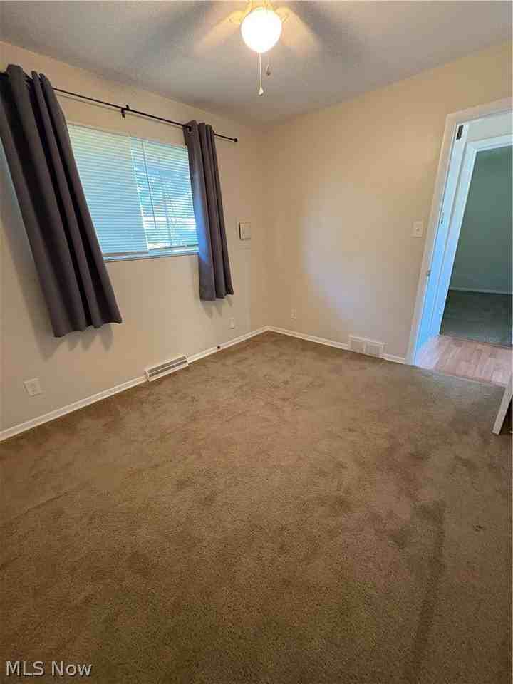 1925 Evergreen Ave #1925 - Photo 6 of 10
