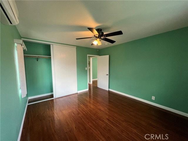 2205 W Victoria Ave - Photo 3 of 8