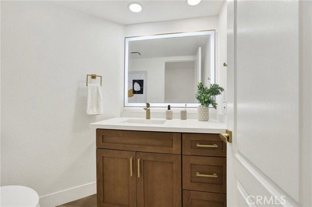 24826 Oxford Dr - Photo 7 of 8