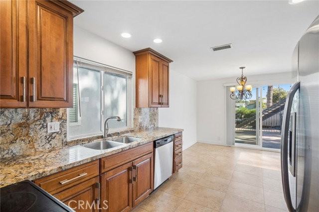 501 Marguerite Ave #B - Photo 7 of 8