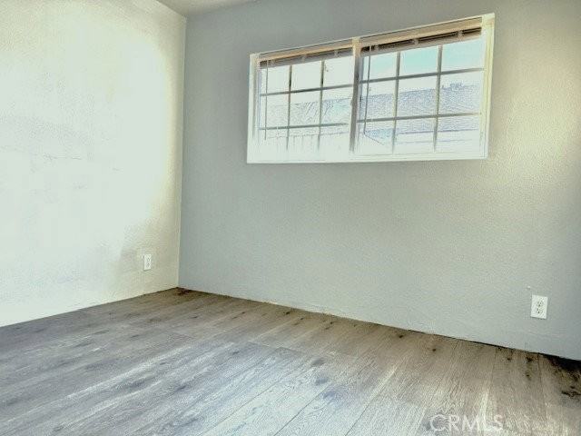 4521 Parkglen Cir - Photo 3 of 8