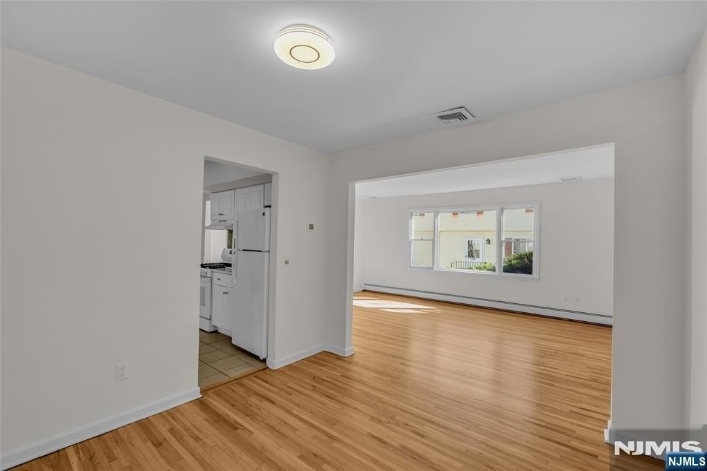 204 Union St - Photo 7 of 22