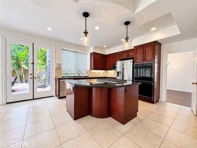 26315 Ibeza Rd - Photo 4 of 8
