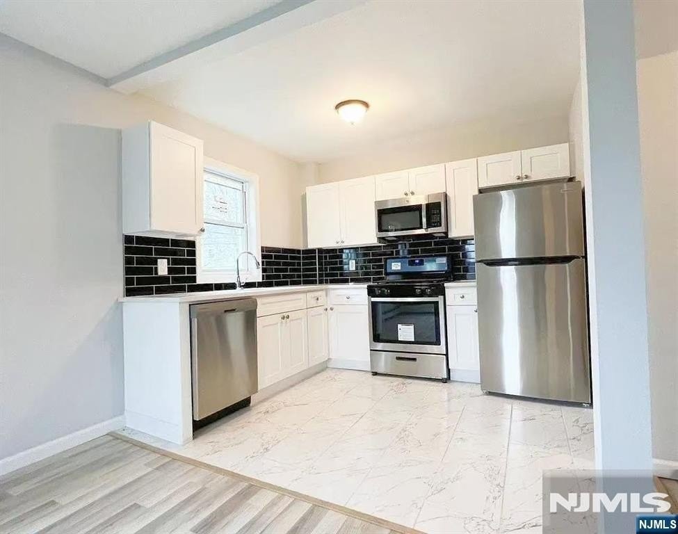 49 Preston St #2ndFL - Photo 4 of 12
