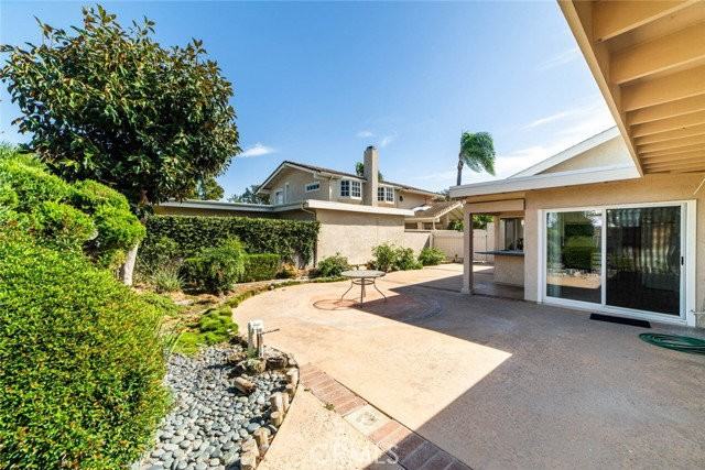 6271 Sierra Siena Rd - Photo 3 of 8
