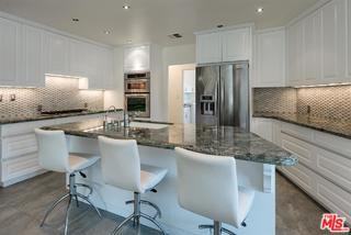 13903 Morrison St - Photo 5 of 6