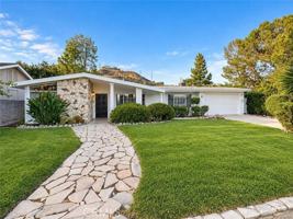 featured image of 1420 Belleau Rd