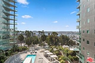 13600 Marina Pointe Dr #702 - Photo 4 of 8