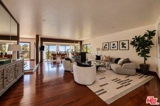 9234 Kinglet Dr - Photo 4 of 8