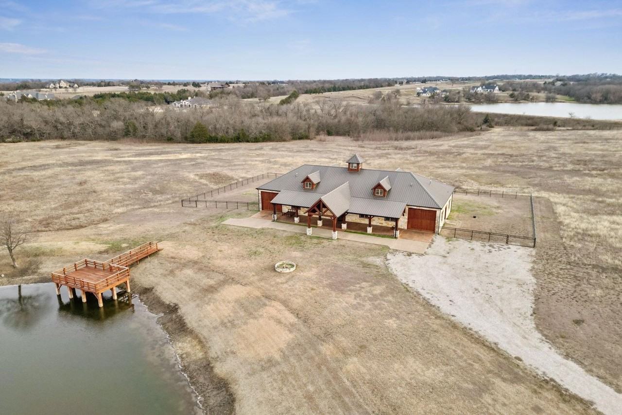 2881 N Star Dr - Photo 2 of 37