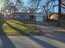 featured image of 136 Richard Ln