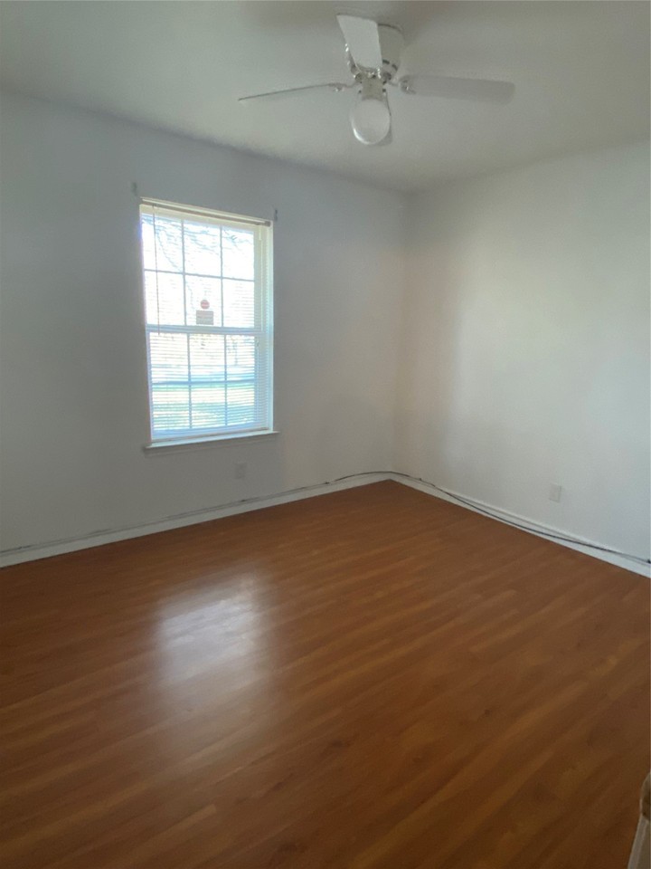 136 Richard Ln - Photo 5 of 21