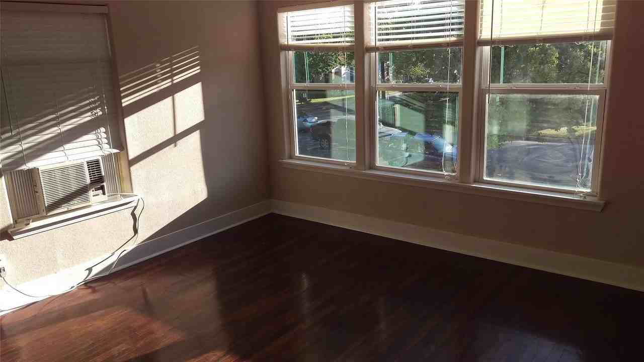 1006 Samuels Ave #4 - Photo 7 of 7