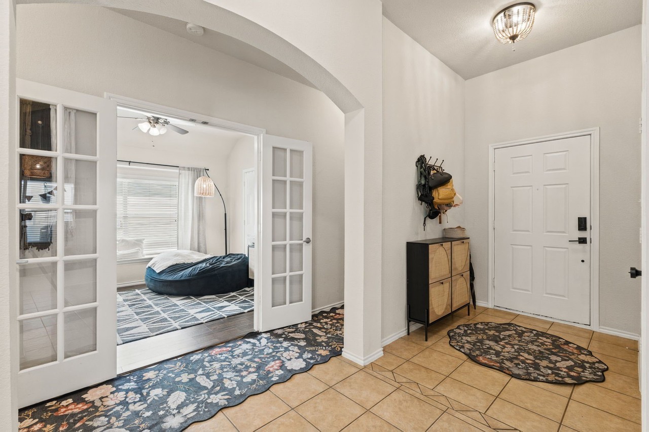 5008 Garber Ln - Photo 2 of 19