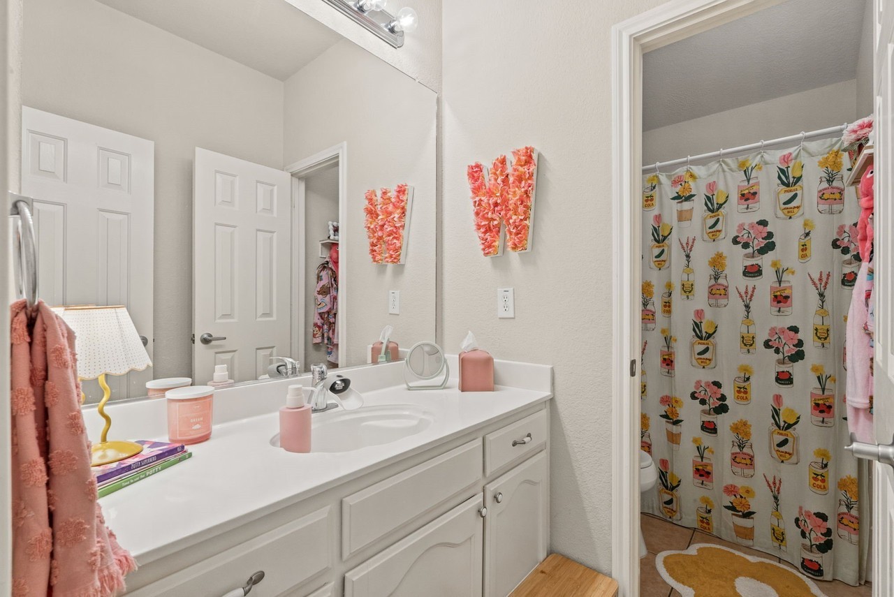 5008 Garber Ln - Photo 6 of 19