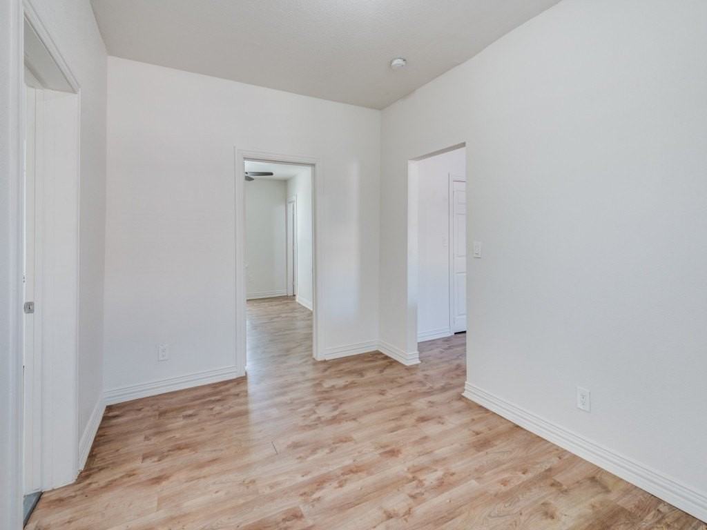 2300 Dathe St - Photo 6 of 15