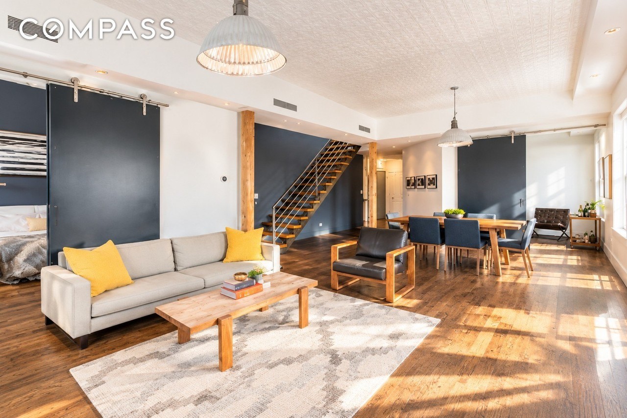 240 E Houston St #5B - Photo 3 of 7