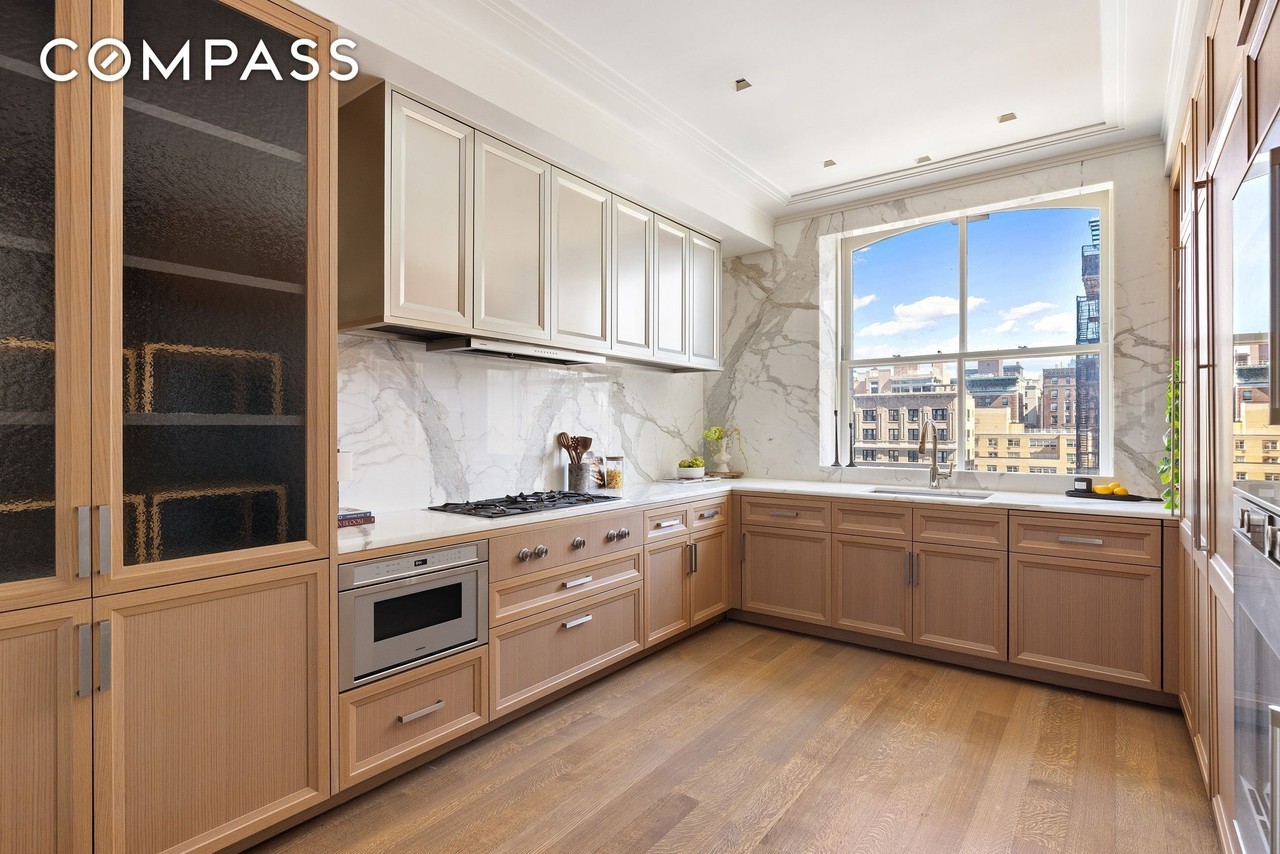 225 W 86th St #910 - Photo 5 of 18
