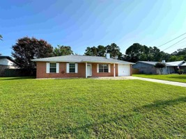 featured image of 10530 Willow Lake Dr