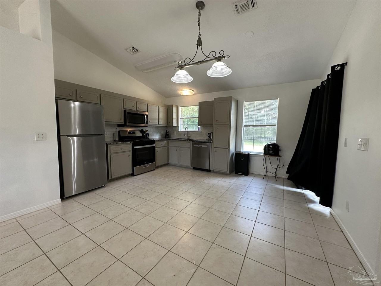 10530 Willow Lake Dr - Photo 4 of 18