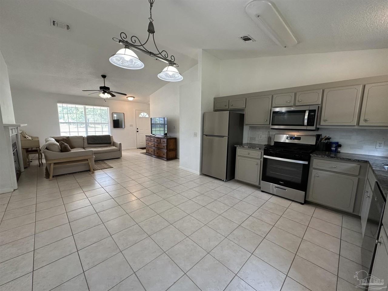 10530 Willow Lake Dr - Photo 5 of 18