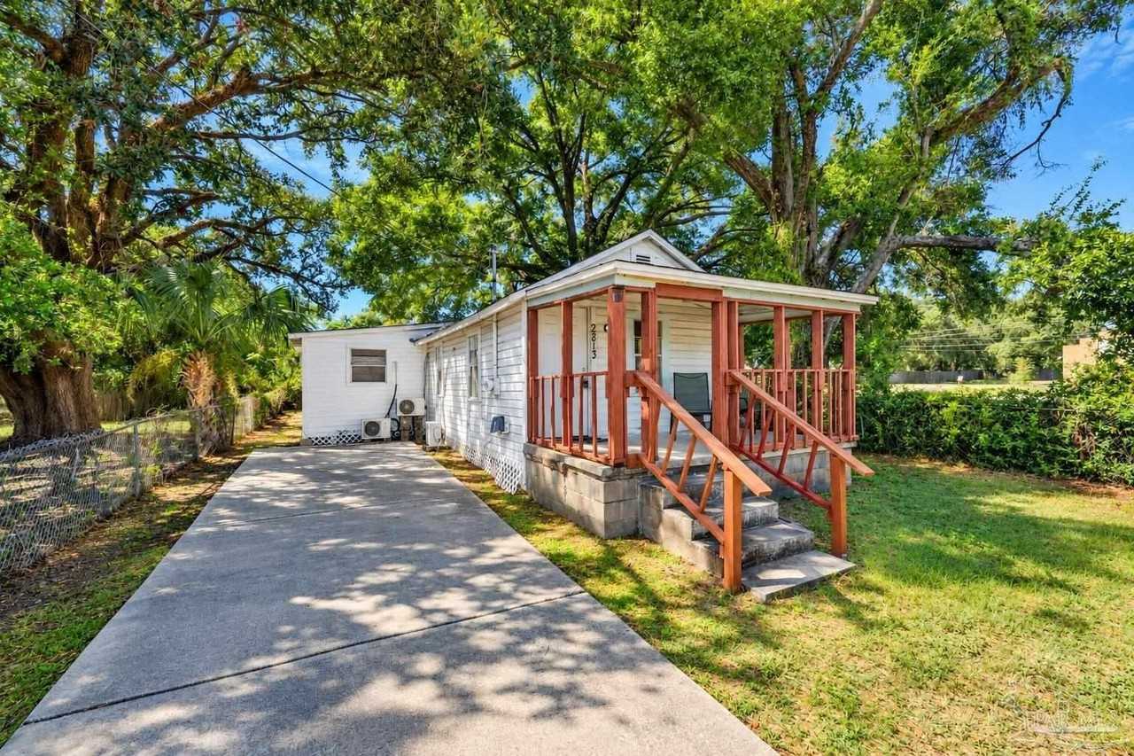 2813 N F St - Photo 3 of 16