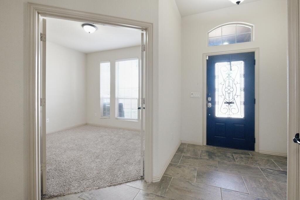 1410 Cerrillos Ave - Photo 2 of 36