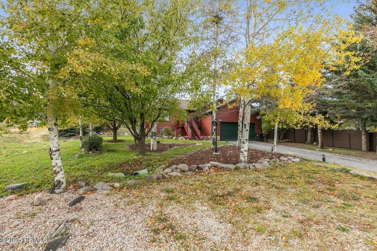 3853 Village Round Dr - Photo 3 of 43