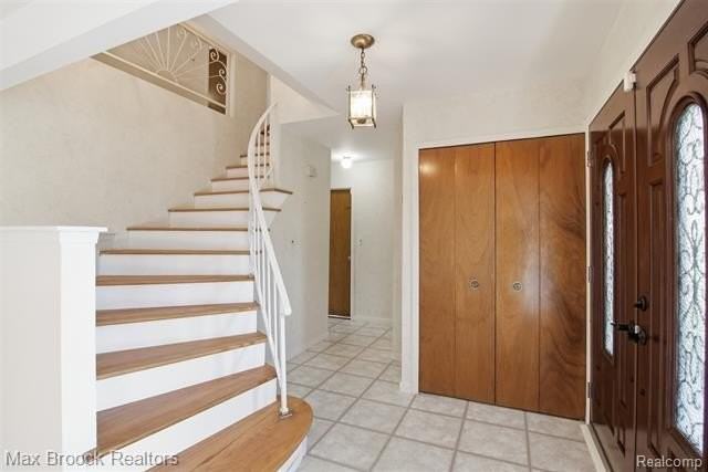 3655 Byrd Dr - Photo 3 of 23