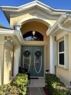 646 Nw Venetto Ct - Photo 2 of 50
