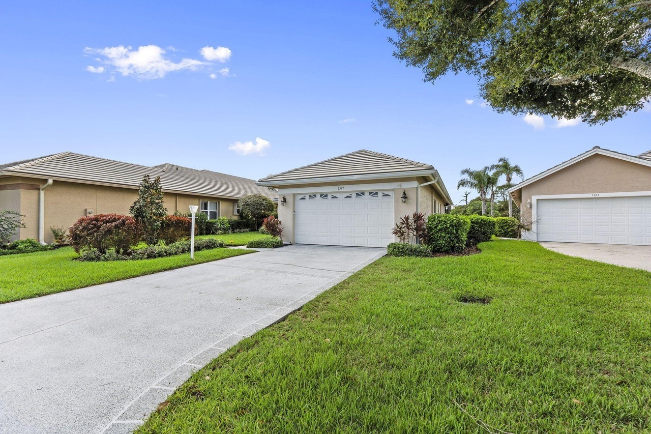 7327 Marsh Ter - Photo 4 of 50