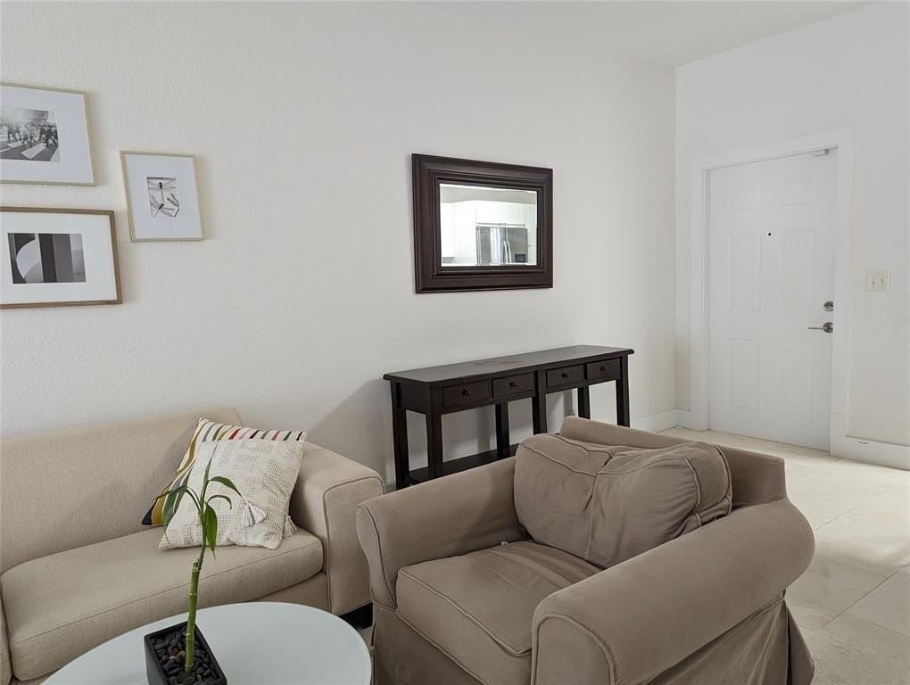 4102 Forest Dr - Photo 3 of 23